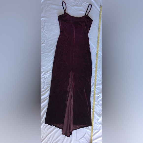 90’s EUC elegant burgundy velvet gown with high front slit. Stretchy. - Picture 2 of 14